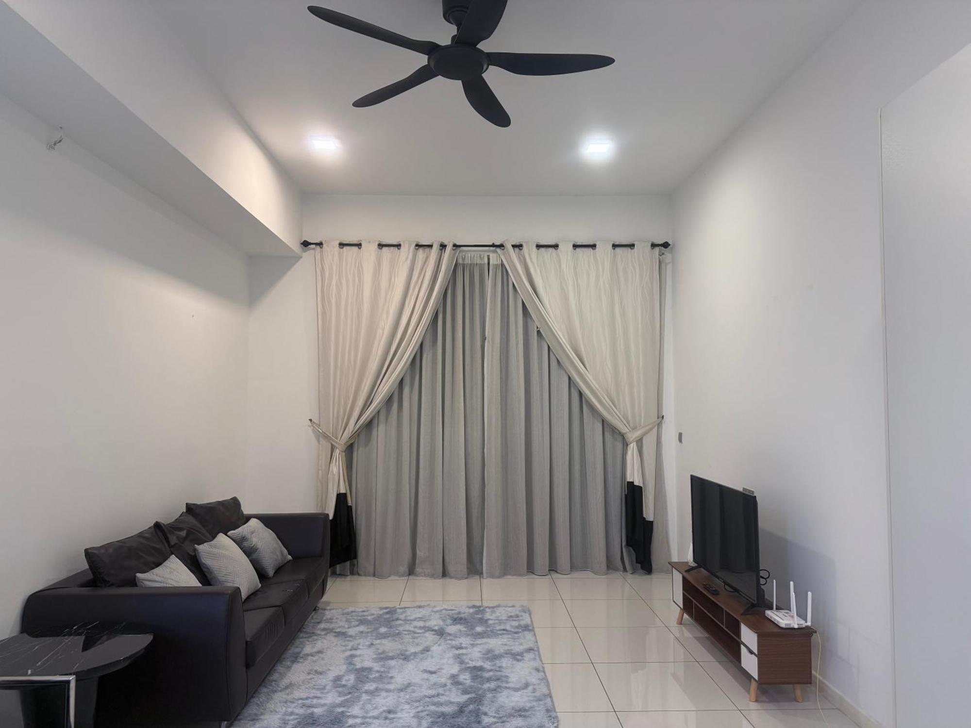 Pangsapuri Cozy Downtown 2br At M Suites, Embassy Row *