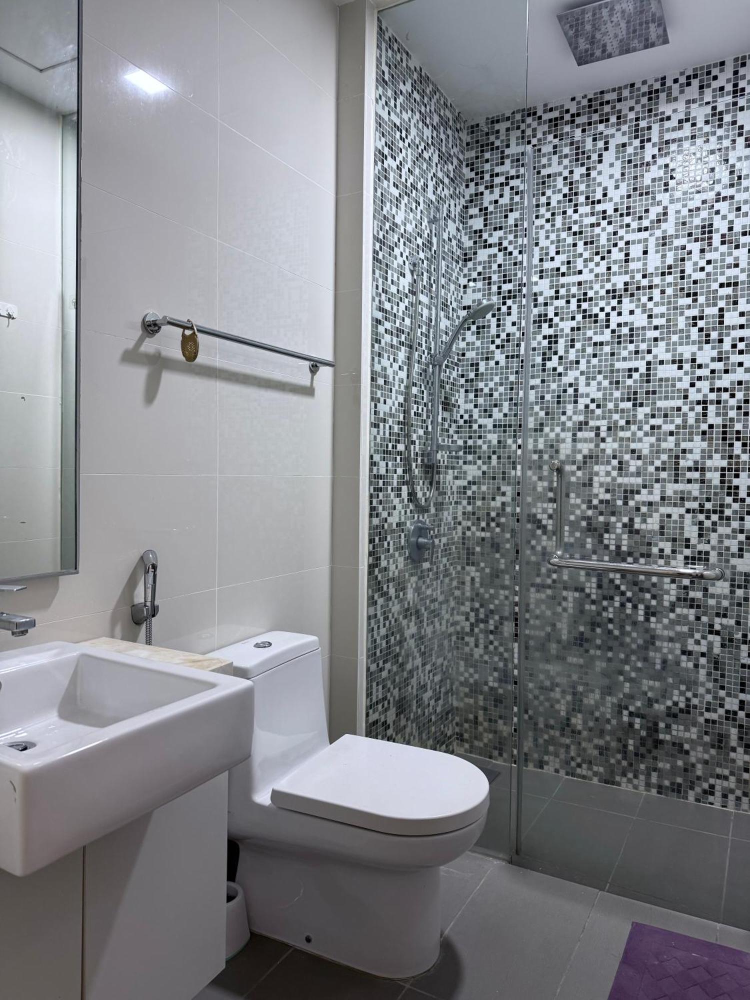 Cozy Downtown 2br At M Suites, Embassy Row Kuala Lumpur