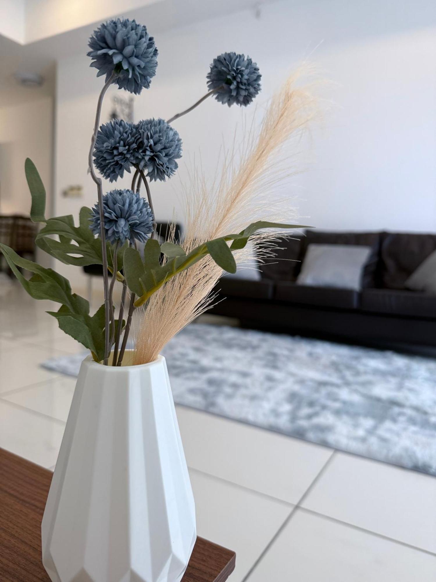 Cozy Downtown 2br At M Suites, Embassy Row Pangsapuri Kuala Lumpur